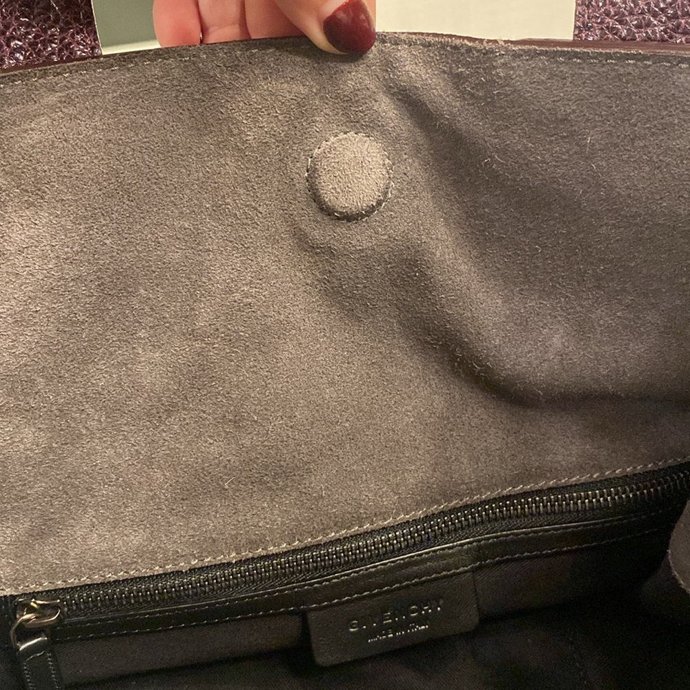 🚫🚫SOLD🚫🚫 Givenchy large Nightingale bag - Picture 11 of 11